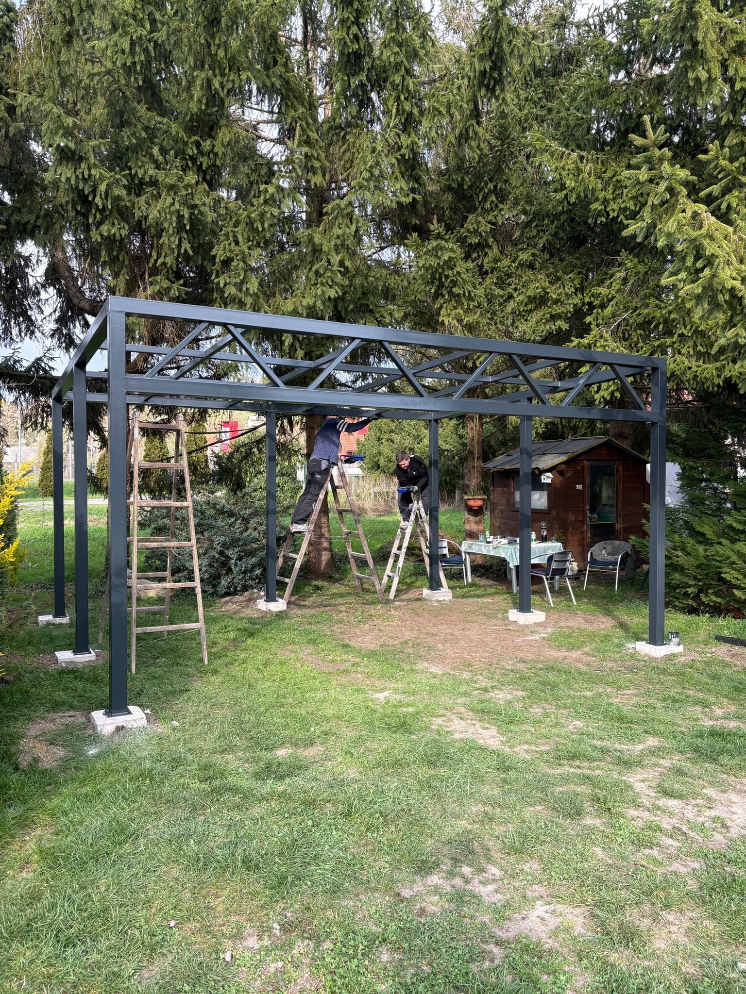 Čelična samostojeća nadstrešnica