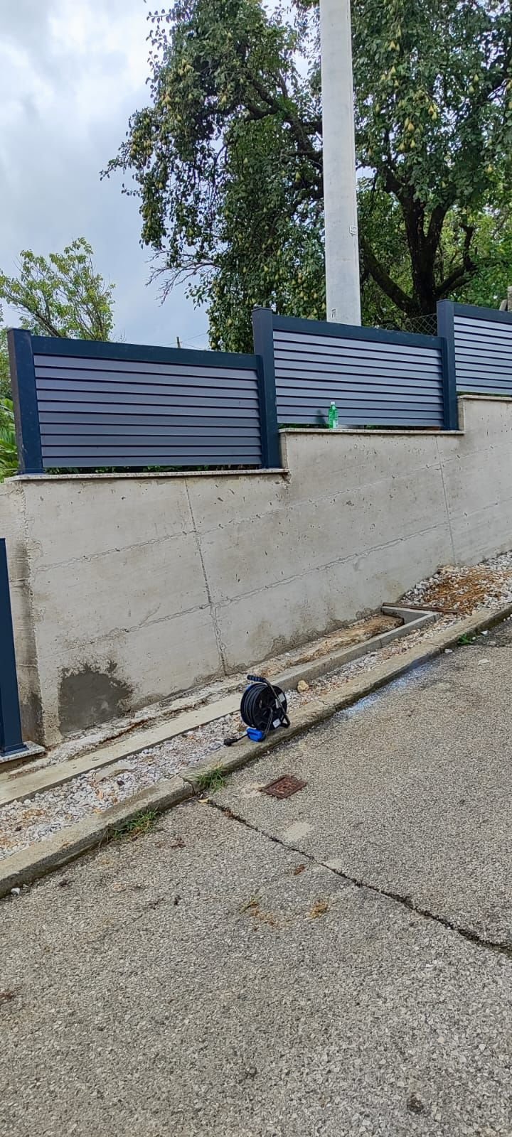 Vanjska aluminijska ograda